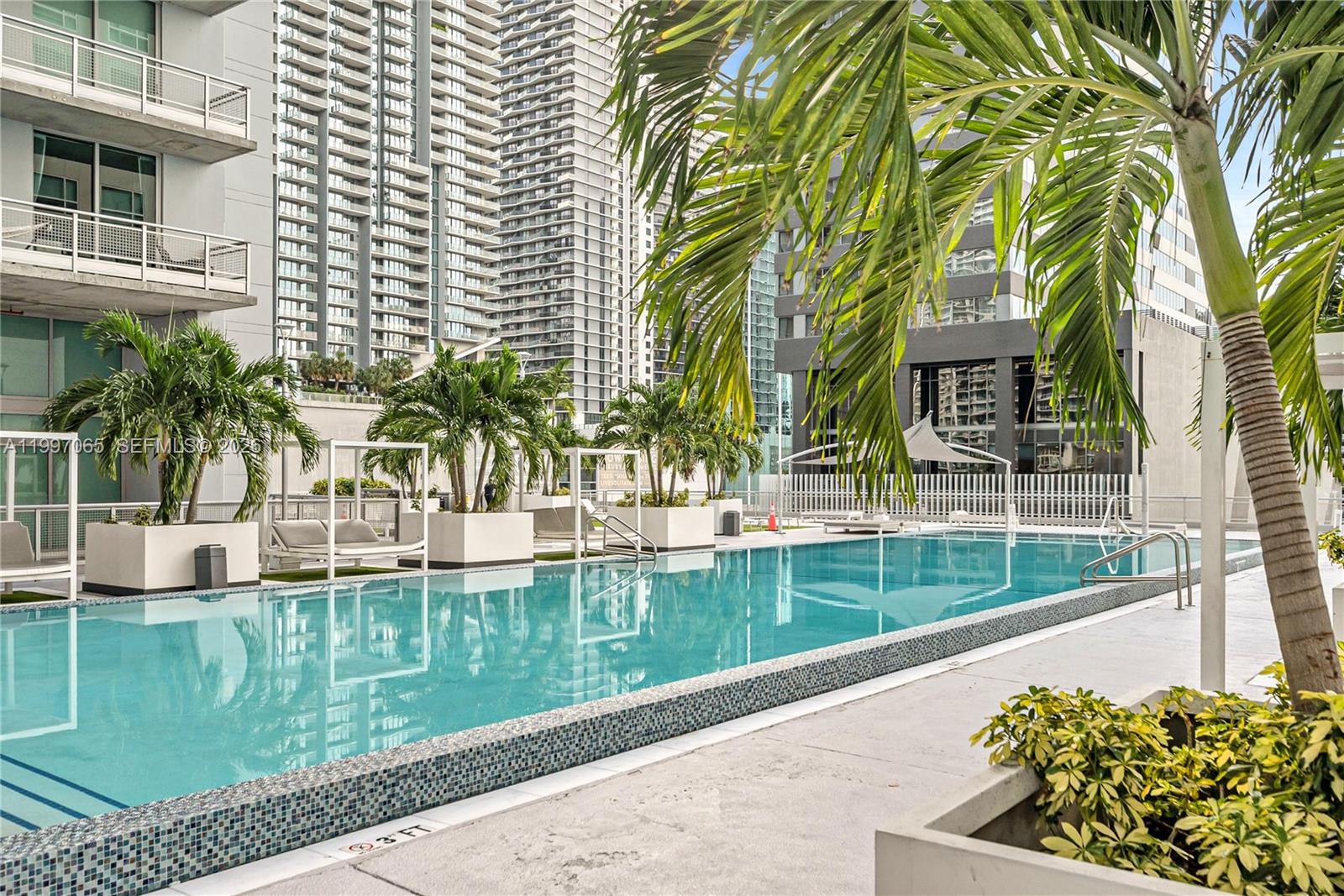 690 SW 1st Ct #1709, Miami FL 33130
