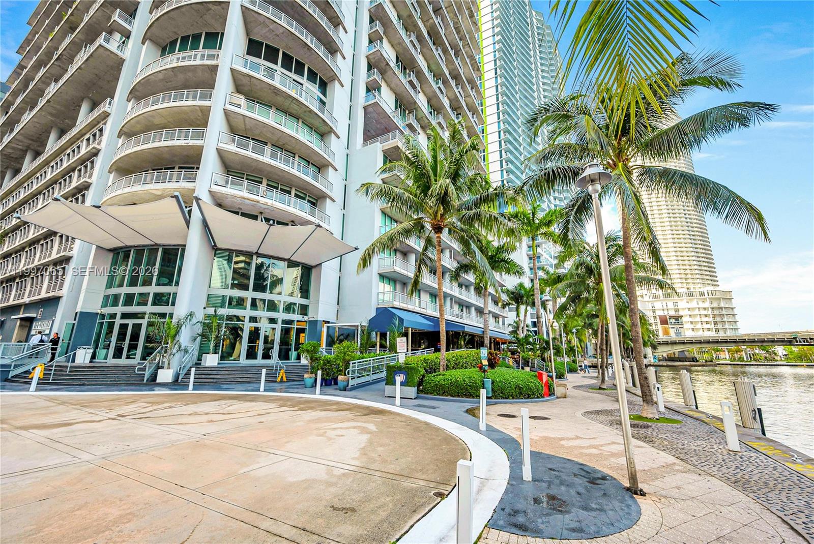 690 SW 1st Ct #1709, Miami FL 33130