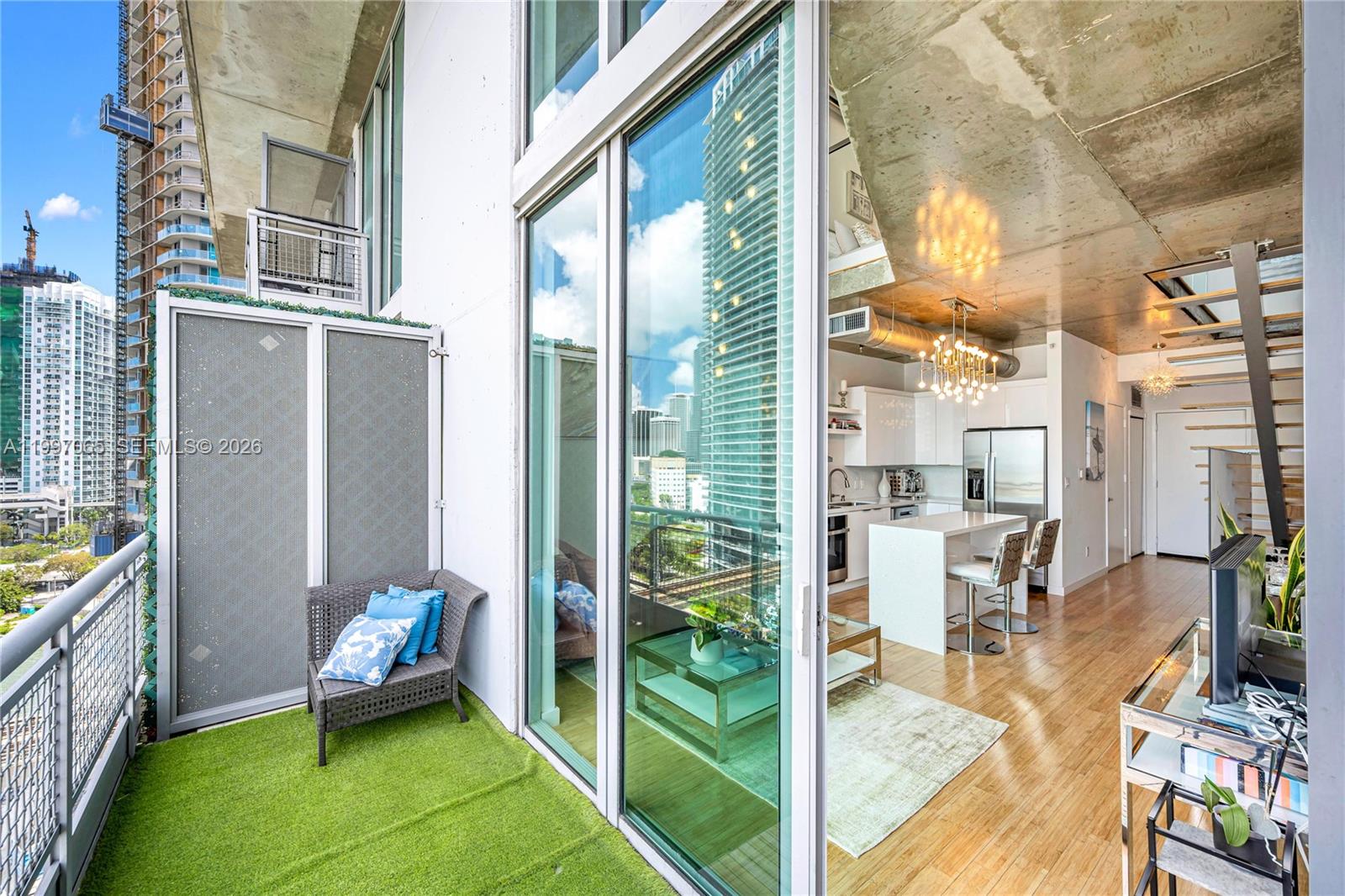 690 SW 1st Ct #1709, Miami FL 33130