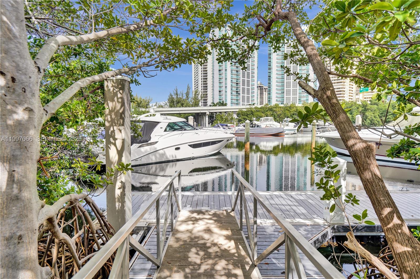 19101 NE 36th Ct #1605, Aventura FL 33180
