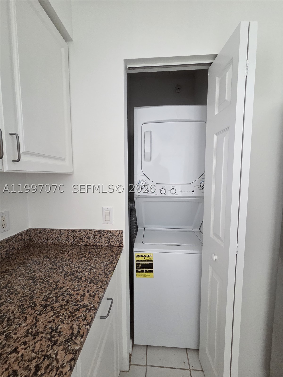 1155 Brickell Bay Dr #2006, Miami FL 33131