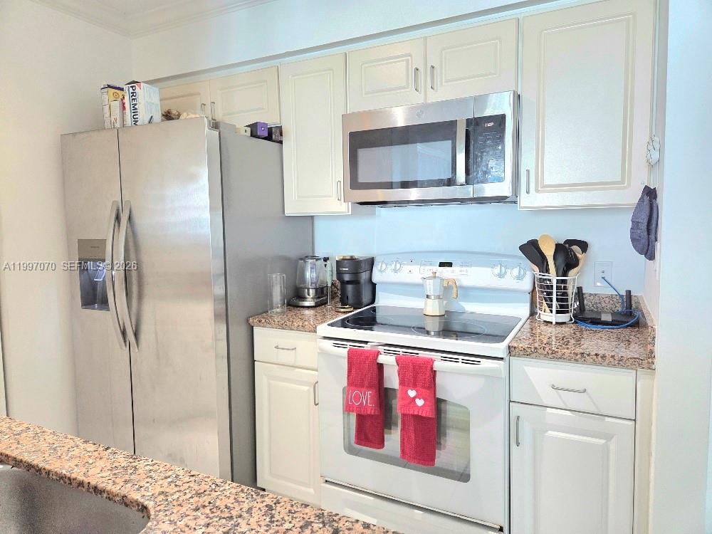 1155 Brickell Bay Dr #2006, Miami FL 33131