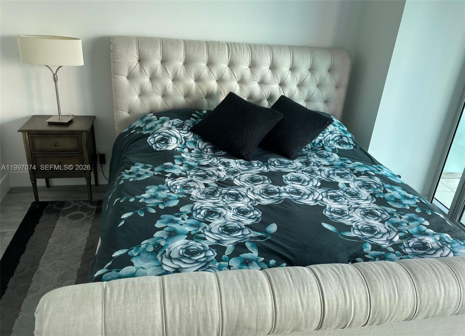 888 Biscayne Blvd #1810, Miami FL 33132