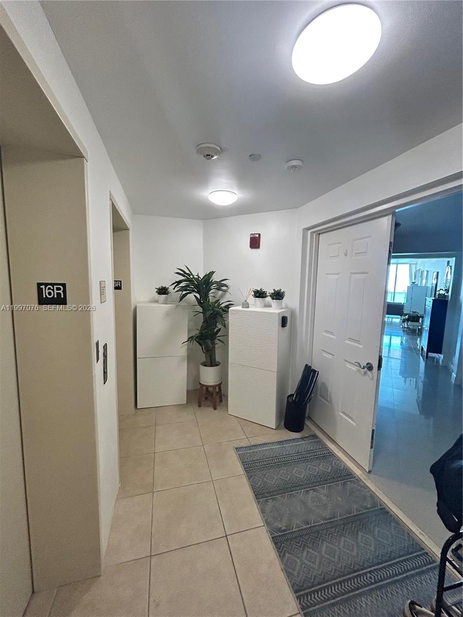 3330 NE 190th St #1615, Aventura FL 33180