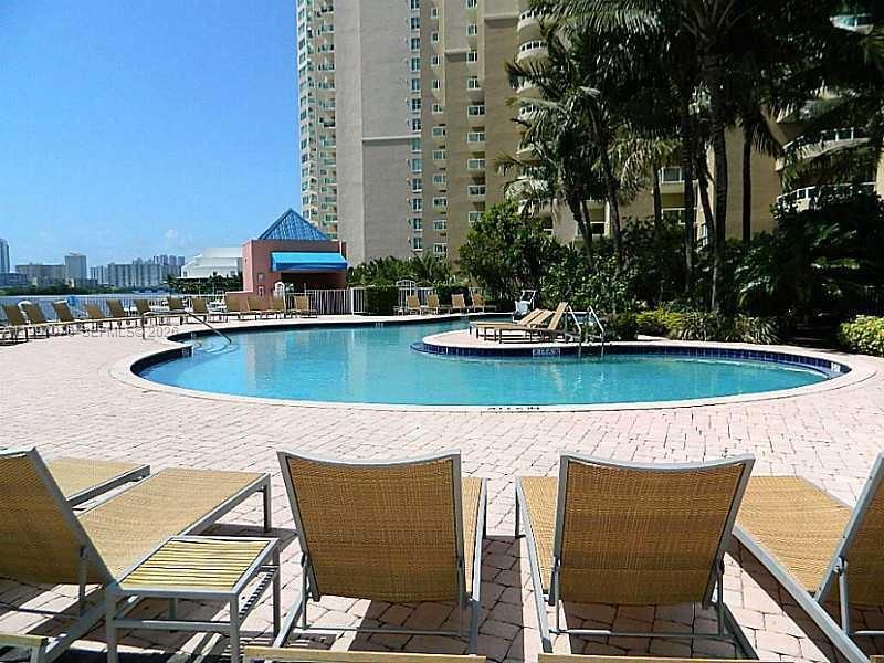 3330 NE 190th St #1615, Aventura FL 33180