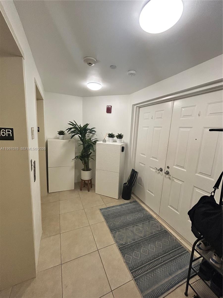 3330 NE 190th St #1615, Aventura FL 33180