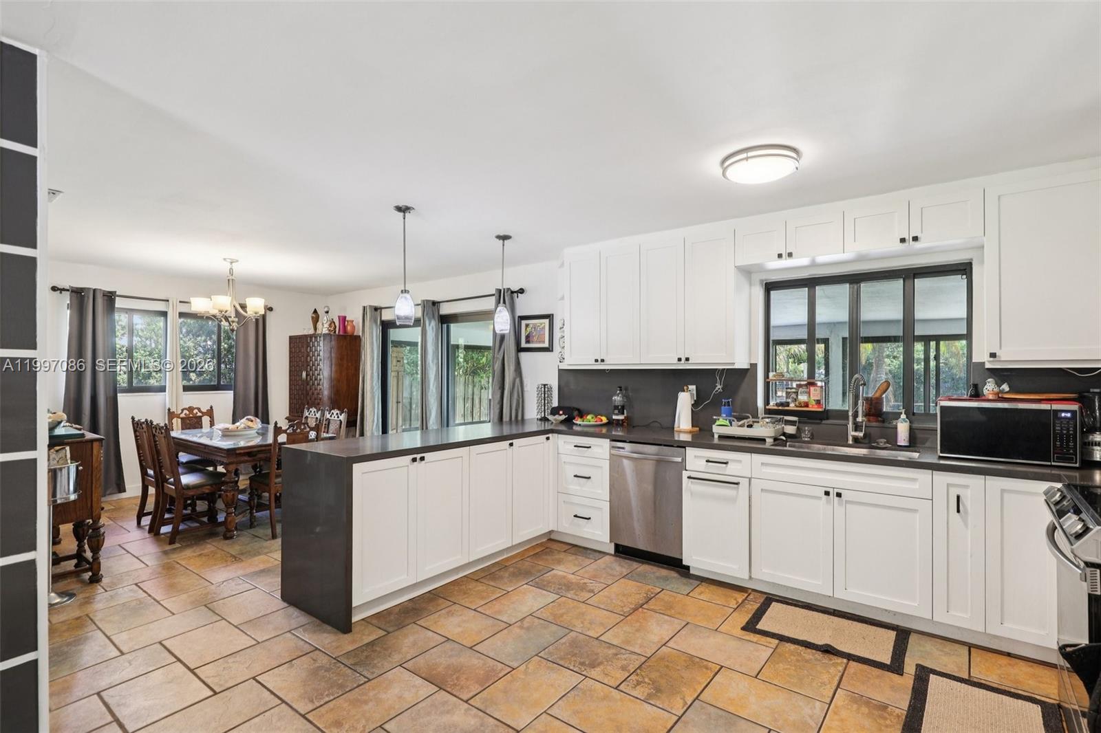 314 NE 85th St, El Portal FL 33138