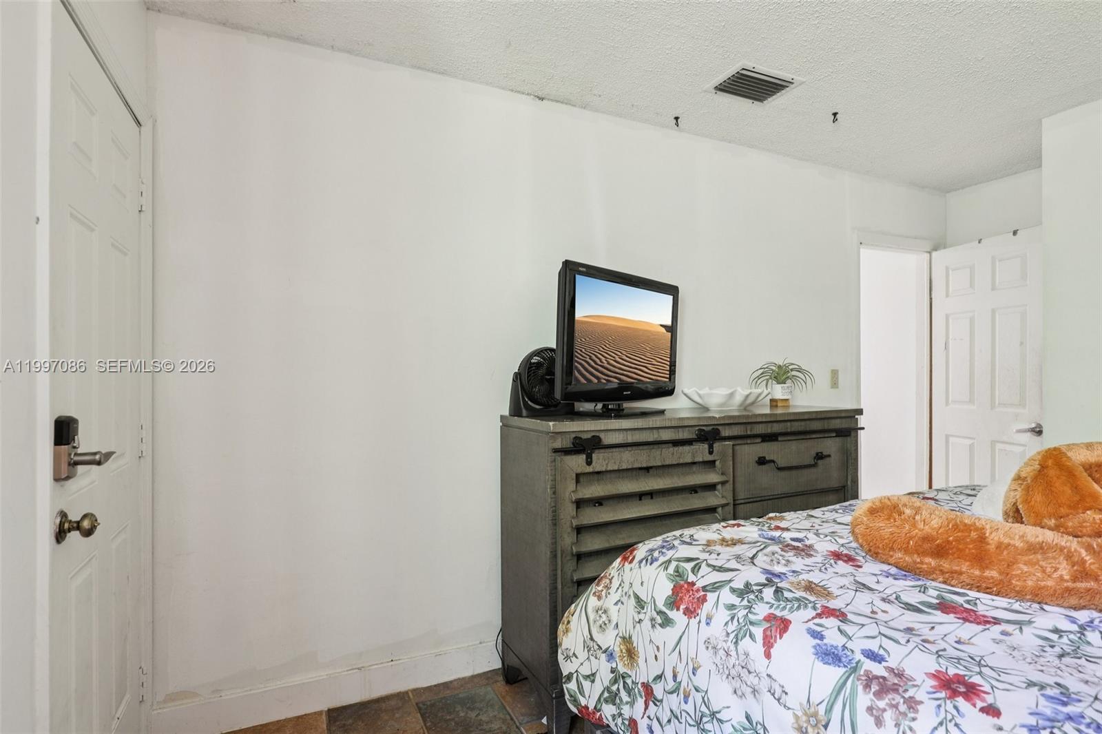 314 NE 85th St, El Portal FL 33138