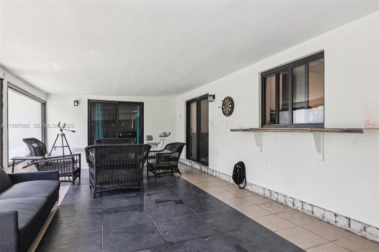314 NE 85th St, El Portal FL 33138