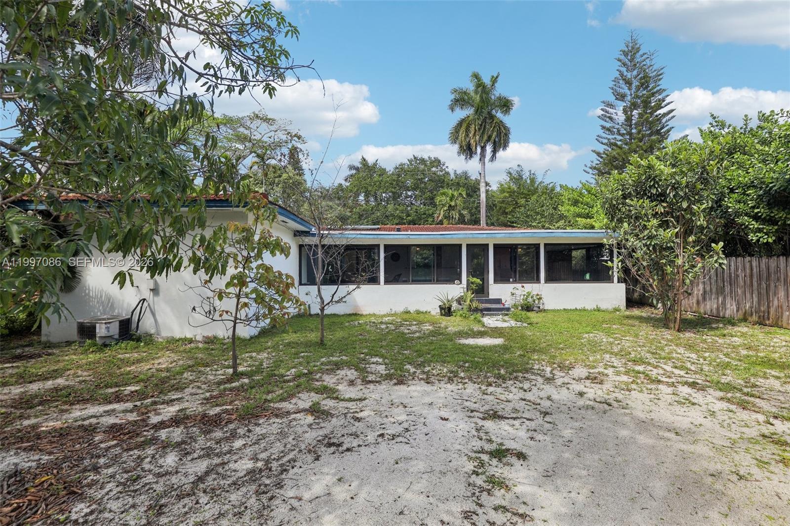 314 NE 85th St, El Portal FL 33138