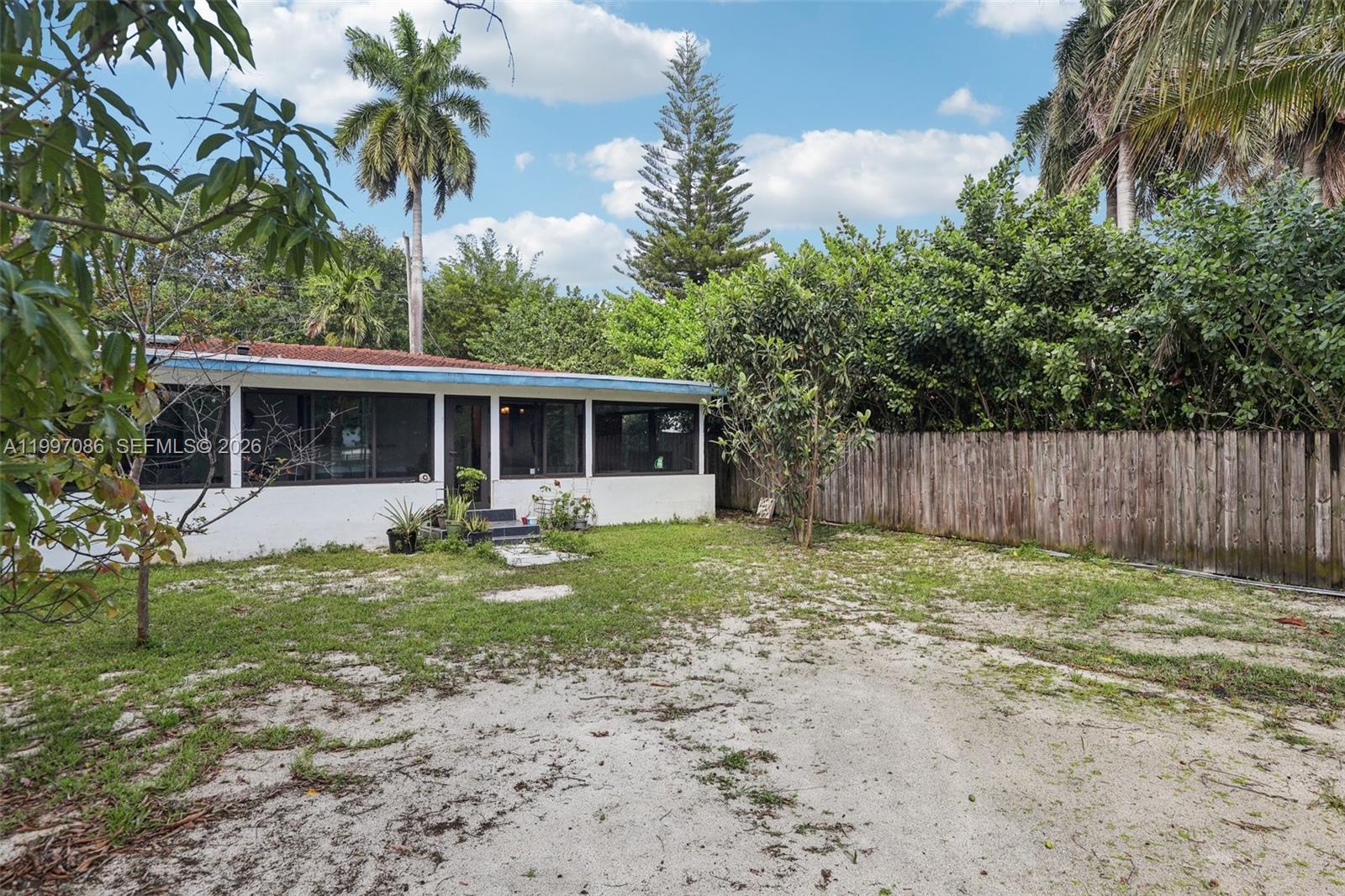 314 NE 85th St, El Portal FL 33138