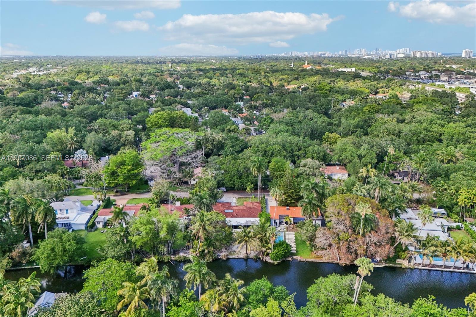 314 NE 85th St, El Portal FL 33138