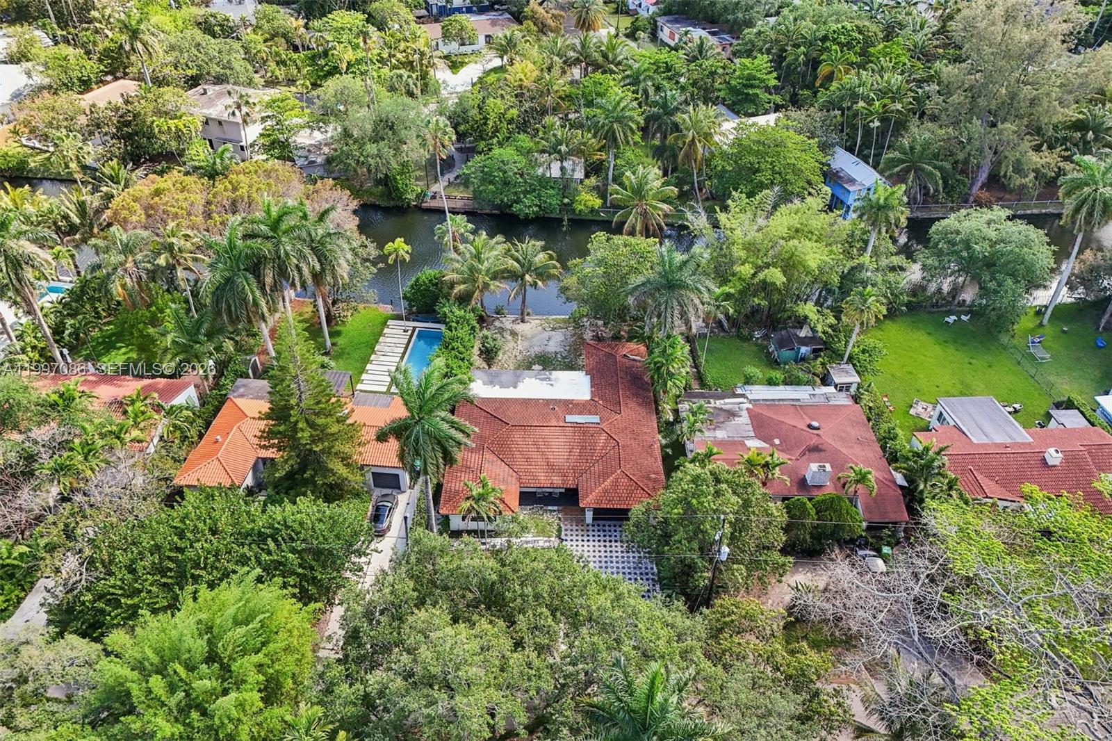 314 NE 85th St, El Portal FL 33138