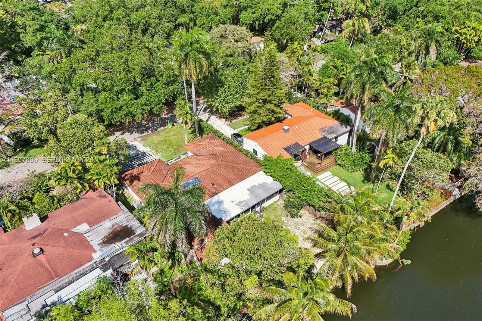 314 NE 85th St, El Portal FL 33138