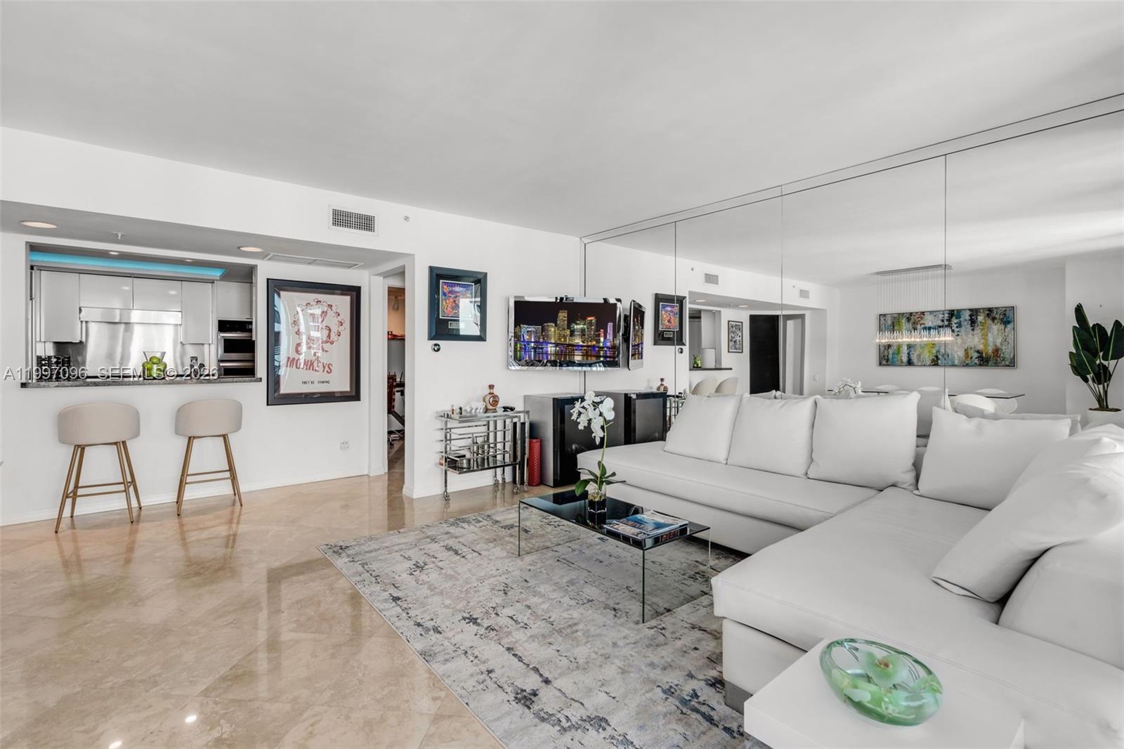 1500 Ocean Dr #PH-05, Miami Beach FL 33139