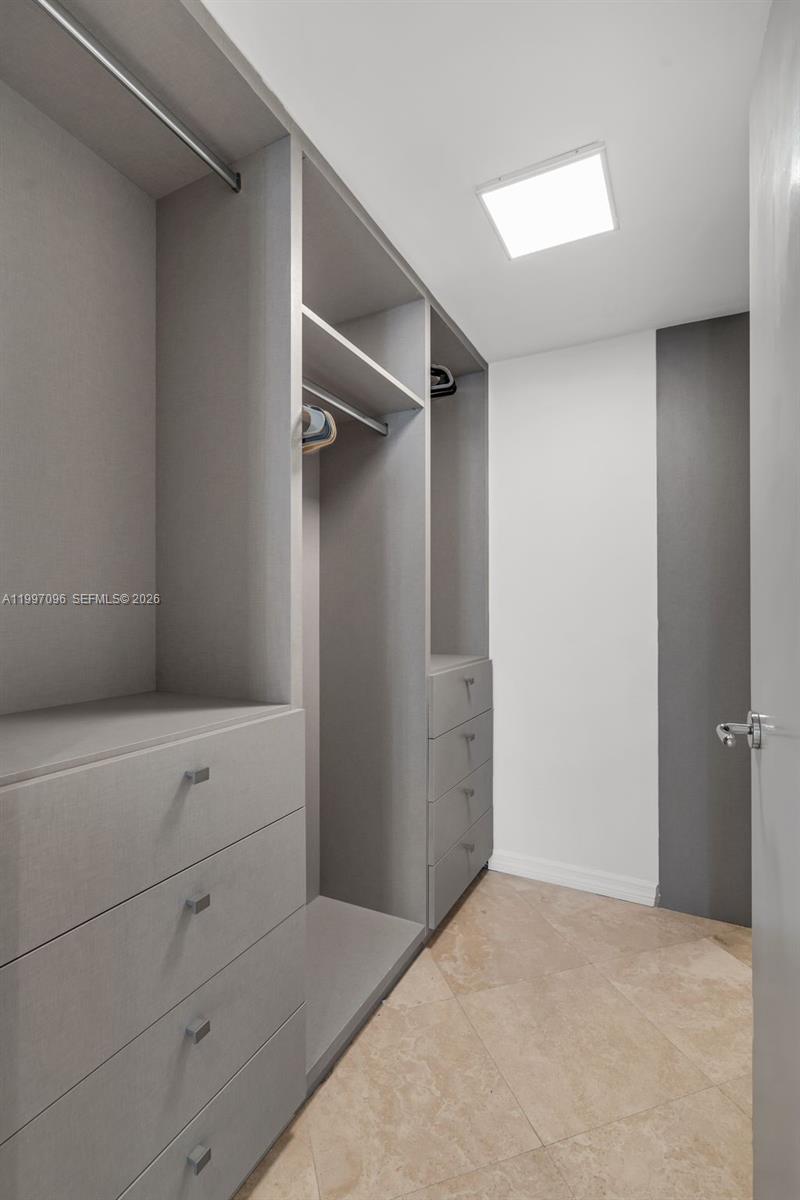 1500 Ocean Dr #PH-05, Miami Beach FL 33139