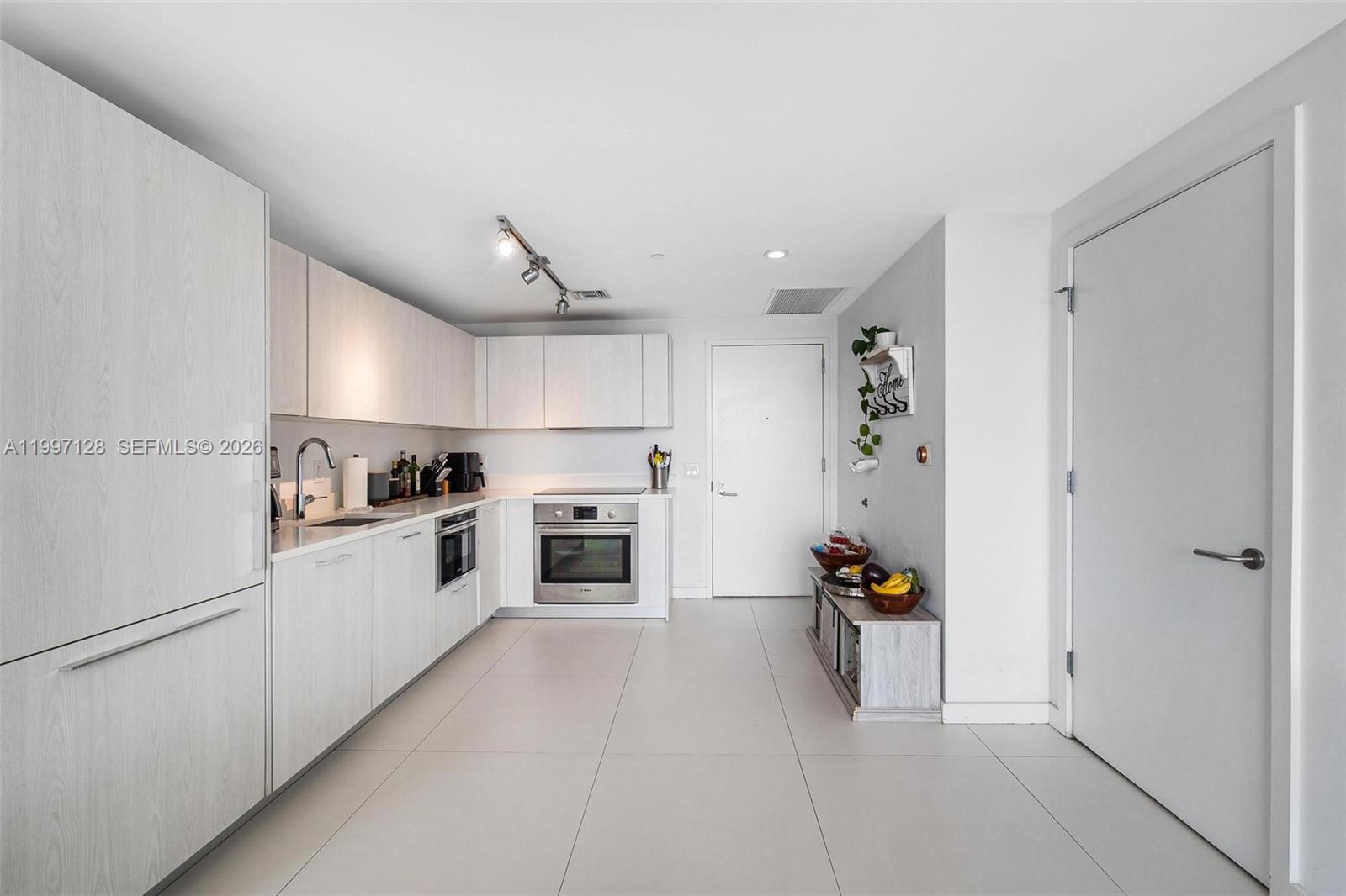 501 NE 31st St #3009, Miami FL 33137