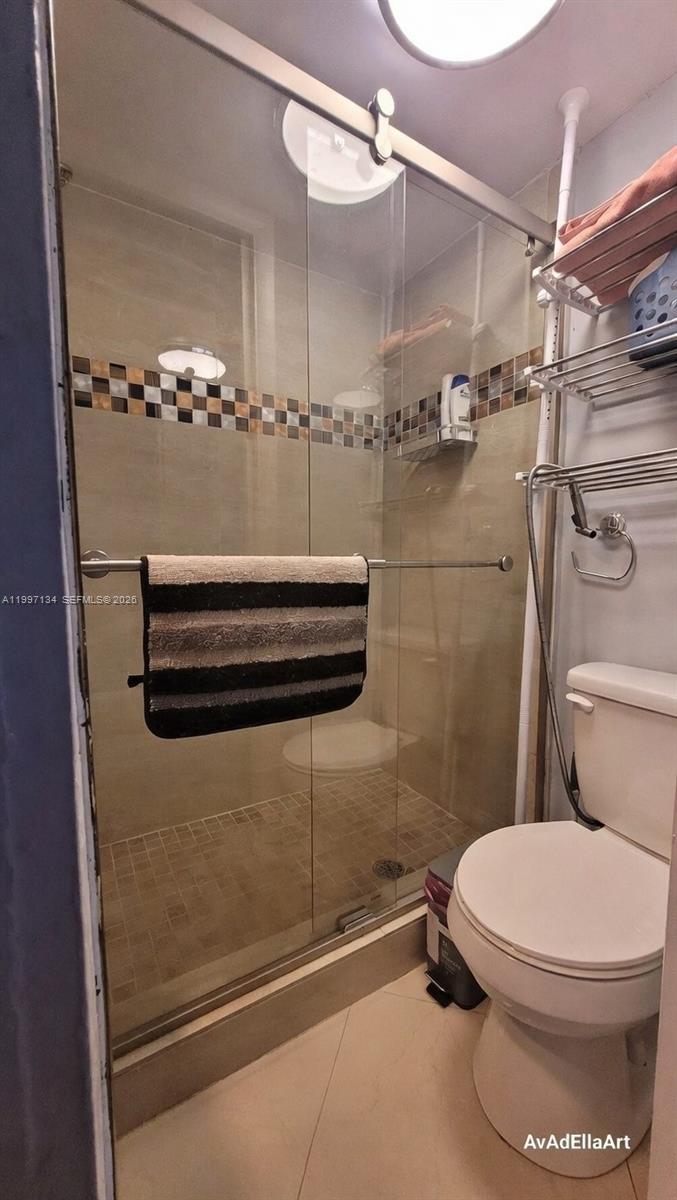1400 NE 54th St #102, Fort Lauderdale FL 33334