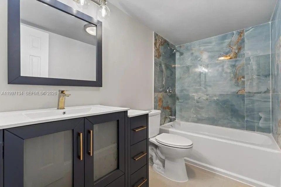 1400 NE 54th St #102, Fort Lauderdale FL 33334