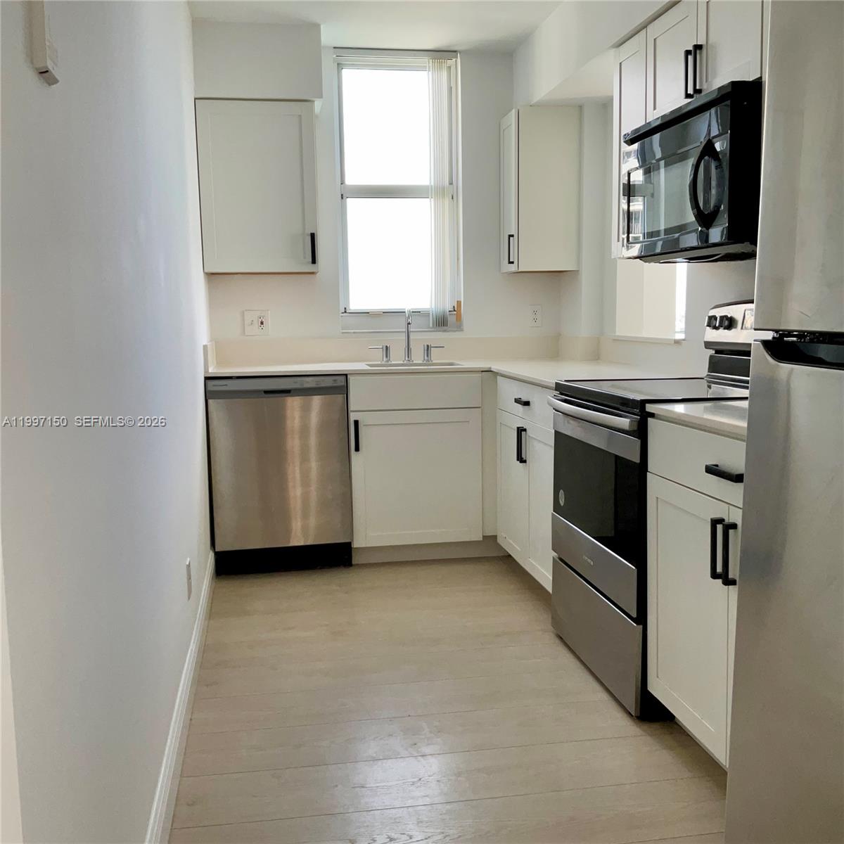 770 Claughton Island Dr #1715, Miami FL 33131