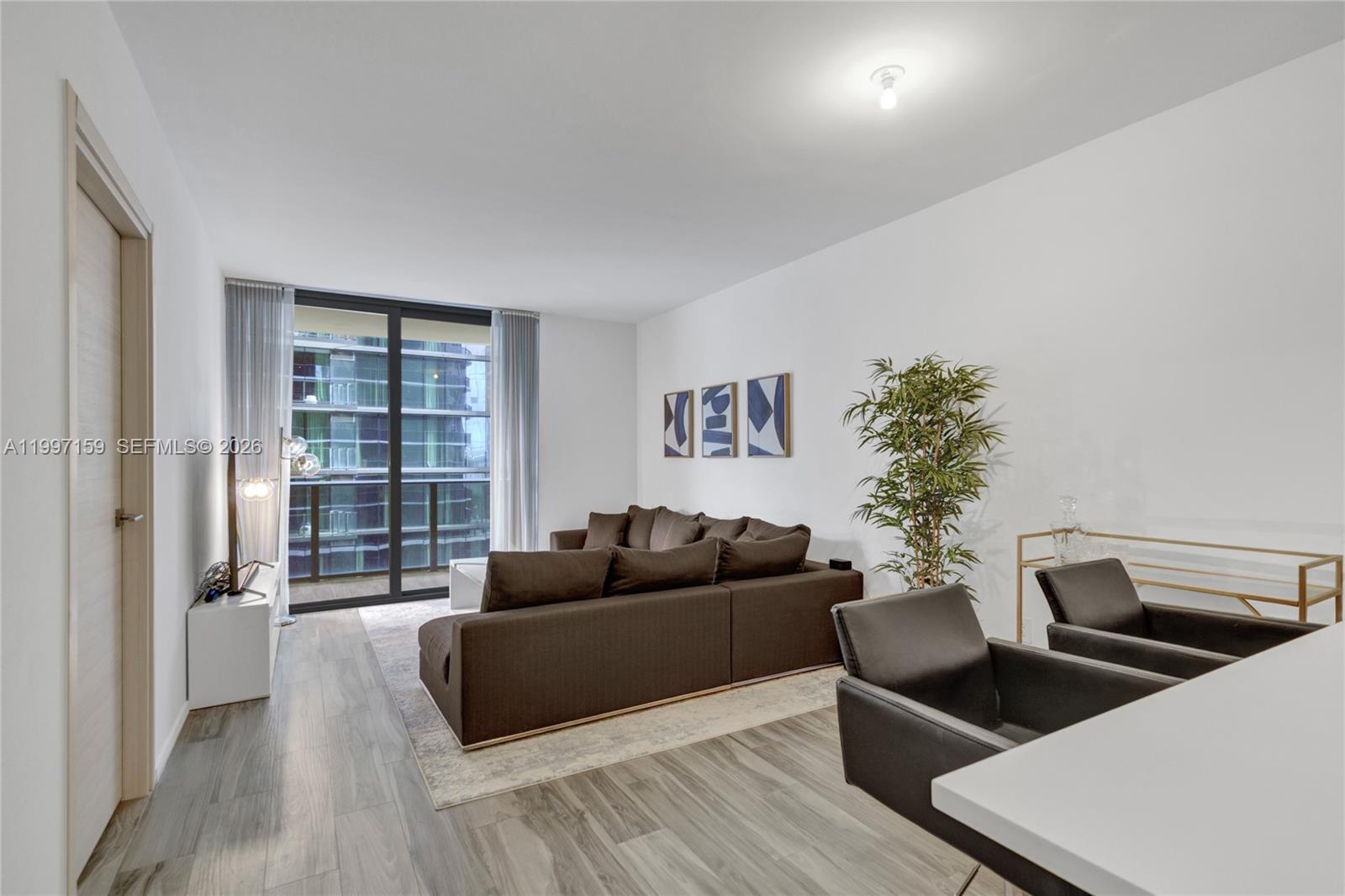 801 S Miami Ave #1106, Miami FL 33130