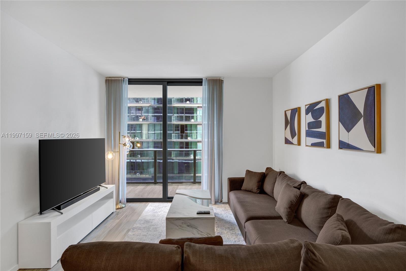 801 S Miami Ave #1106, Miami FL 33130
