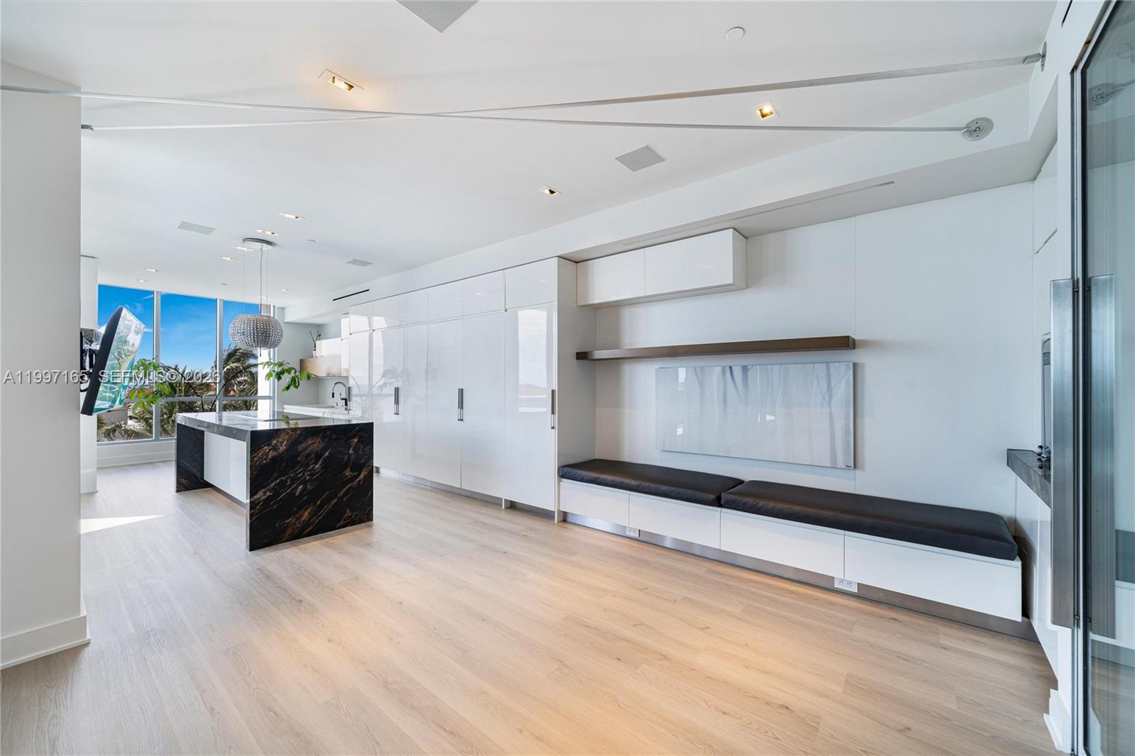 5959 Collins Ave #705, Miami Beach FL 33140