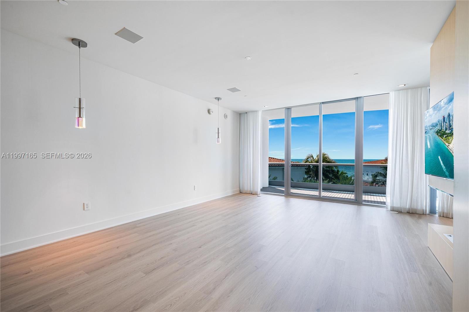 5959 Collins Ave #705, Miami Beach FL 33140