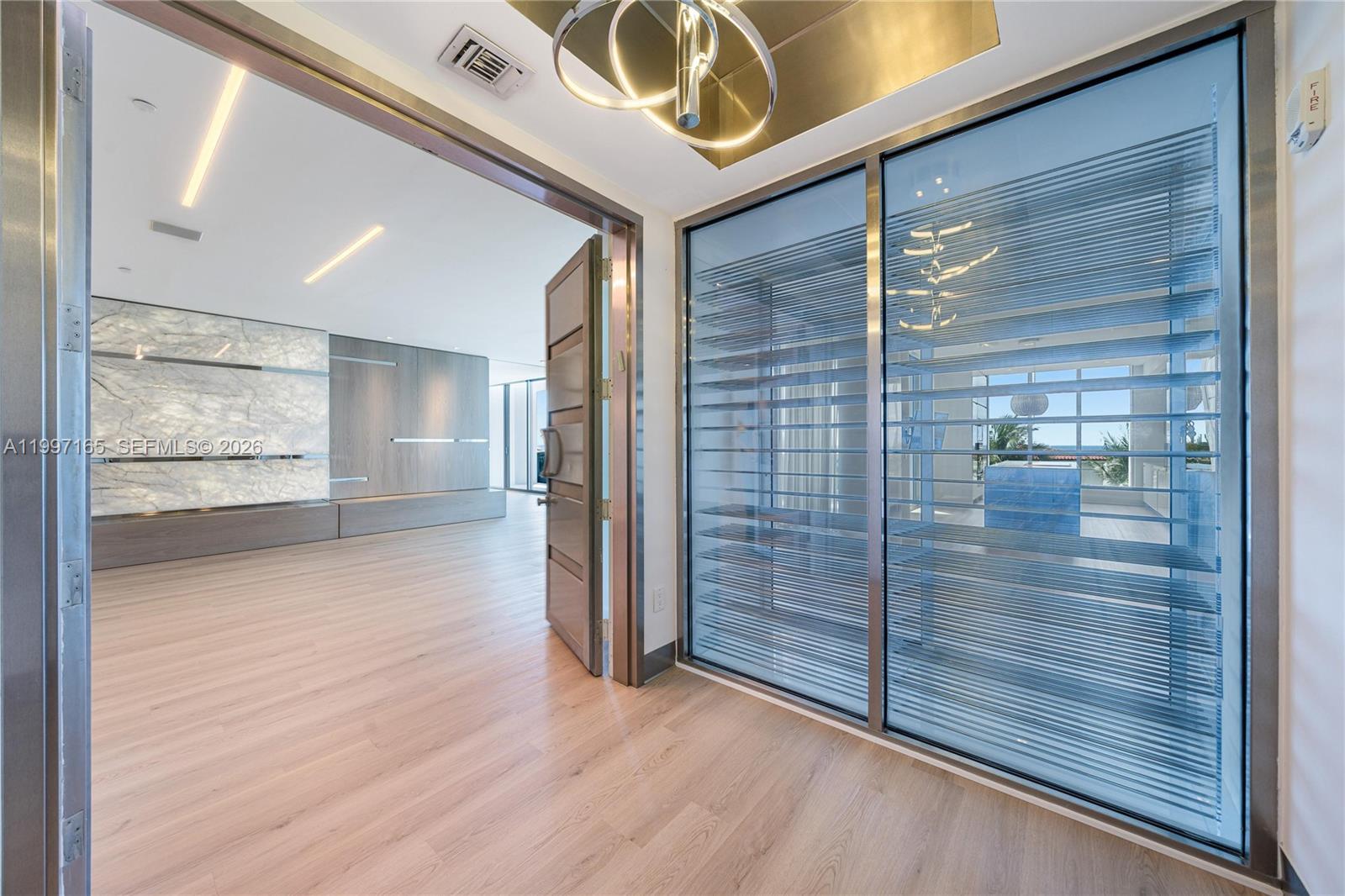 5959 Collins Ave #705, Miami Beach FL 33140