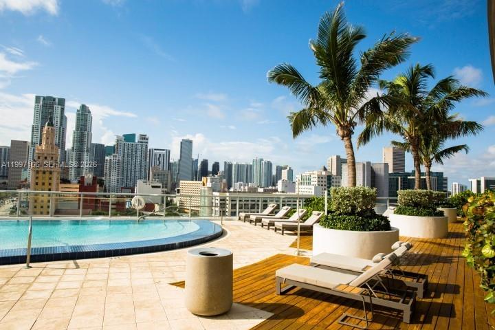 888 Biscayne Blvd #2211, Miami FL 33132