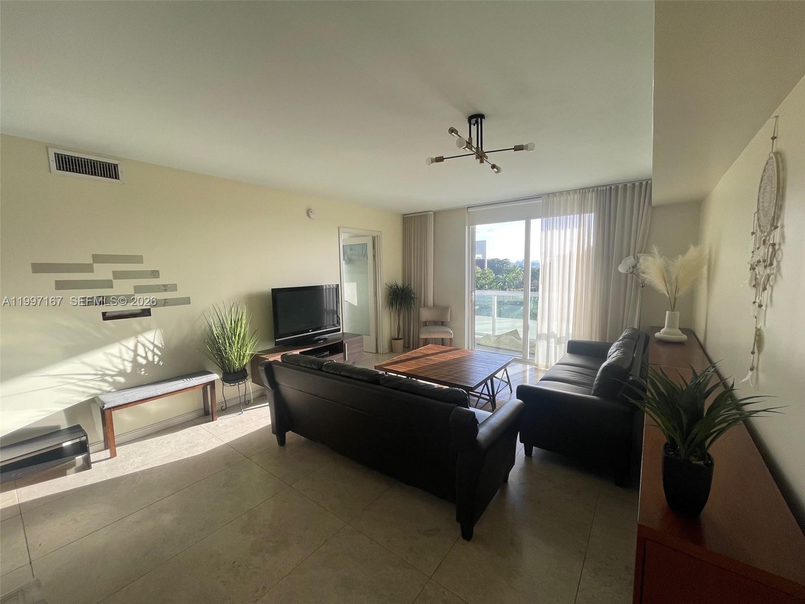 50 BISCAYNE BLVD #502, Miami FL 33132