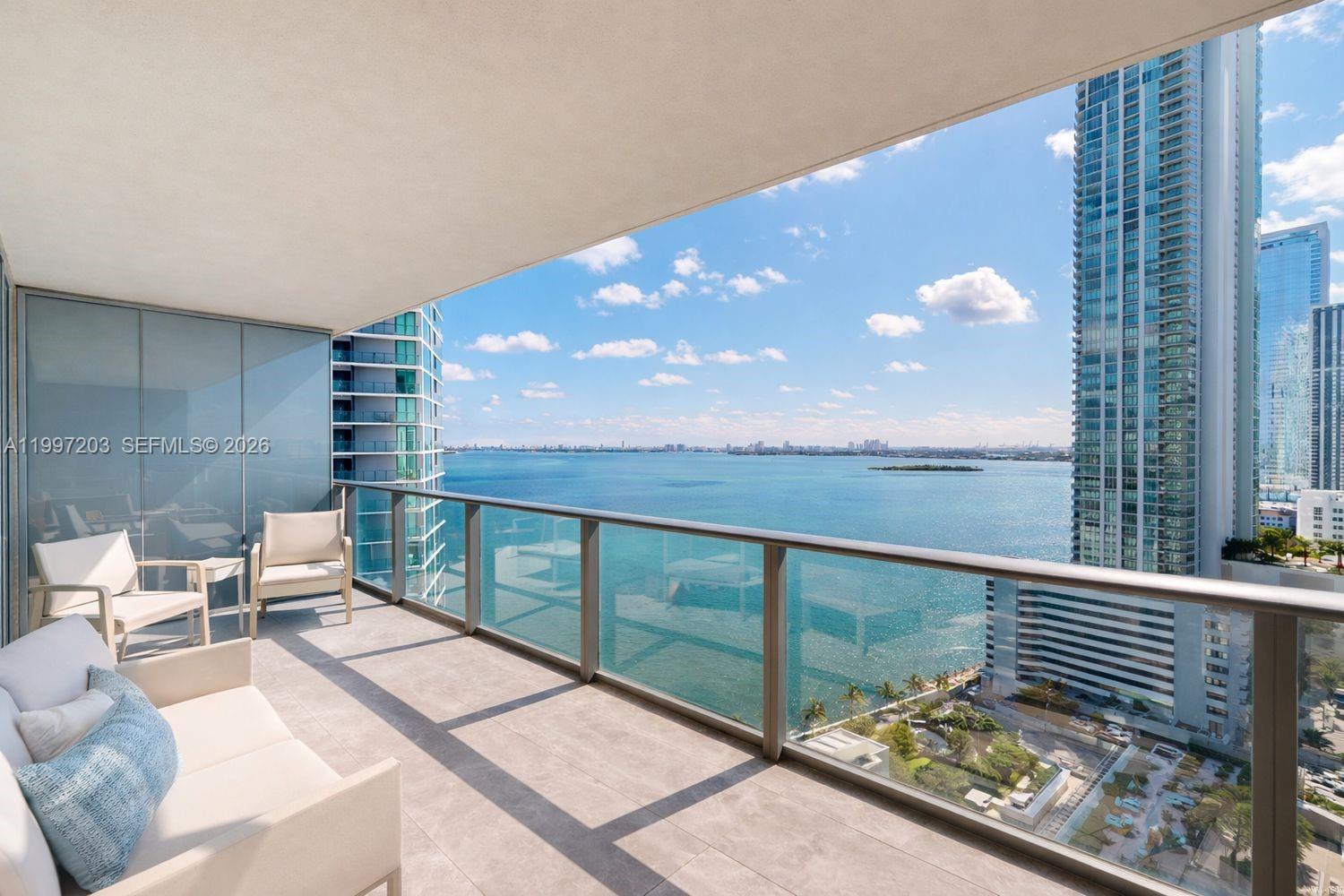 650 NE 32nd St #2005, Miami FL 33137