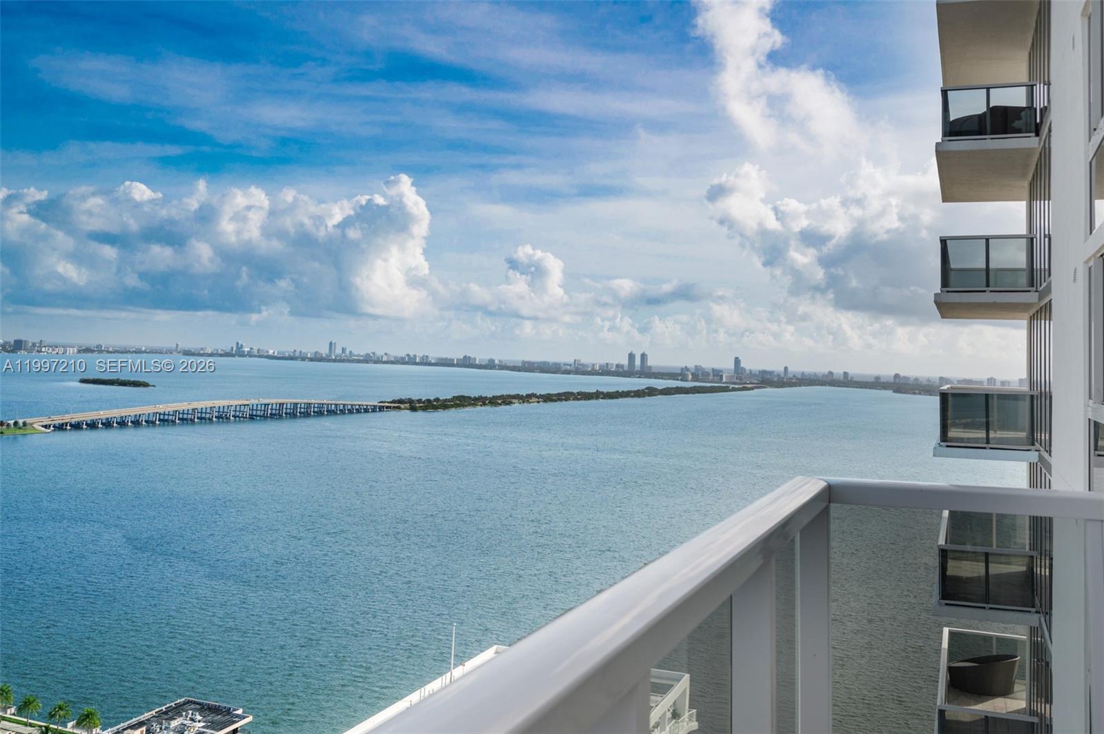 600 NE 27th St #3201, Miami FL 33137