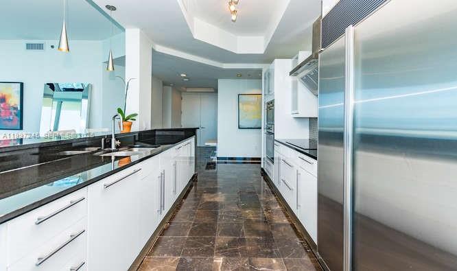 100 S Pointe Dr #3101, Miami Beach FL 33139