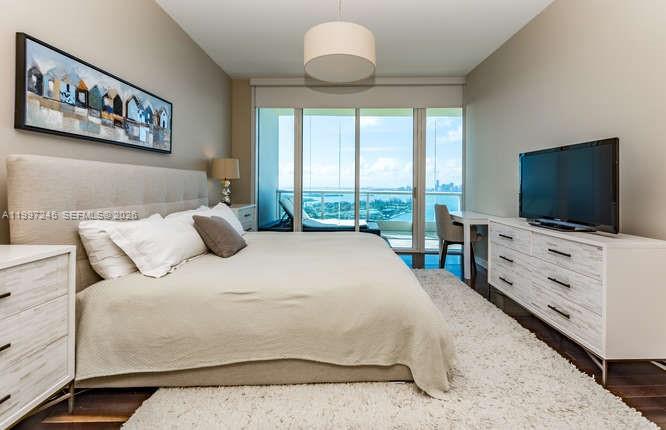 100 S Pointe Dr #3101, Miami Beach FL 33139