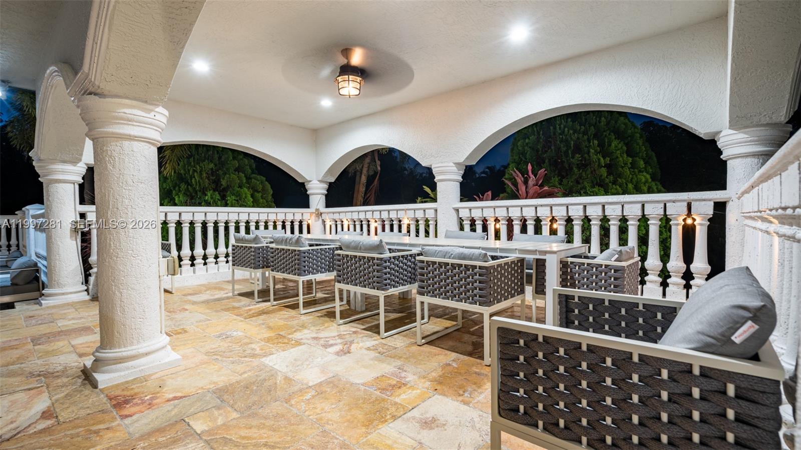 13751 Pine Meadow Ct, Davie FL 33325