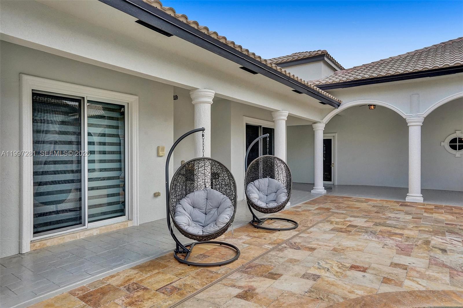 13751 Pine Meadow Ct, Davie FL 33325