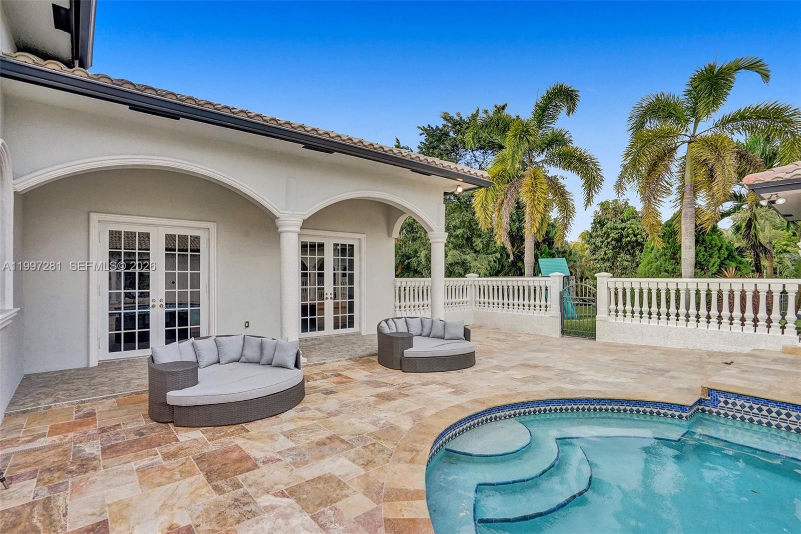 13751 Pine Meadow Ct, Davie FL 33325