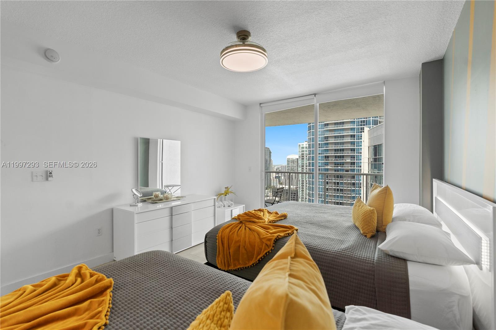 1200 Brickell Bay Dr #PH 4218, Miami FL 33131
