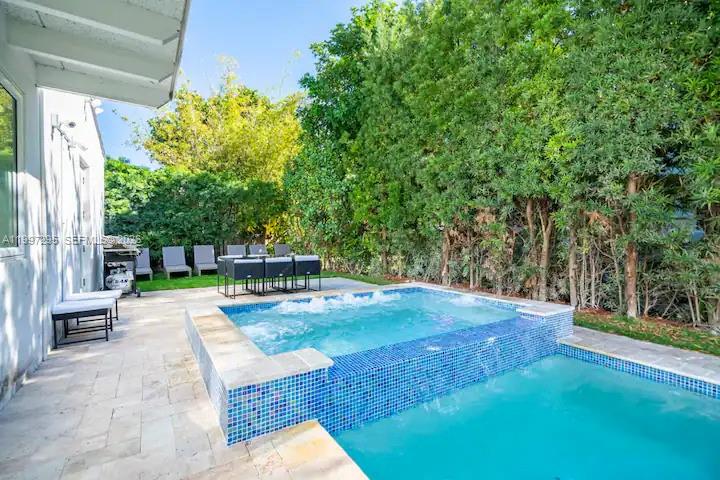 320 Polk St, Hollywood FL 33019