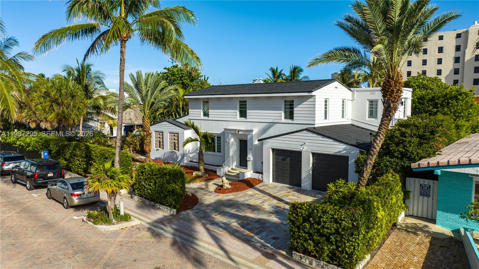 320 Polk St, Hollywood FL 33019