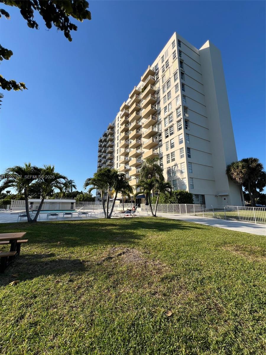 880 NE 69th St #11M, Miami FL 33138