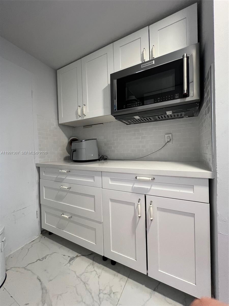 880 NE 69th St #11M, Miami FL 33138