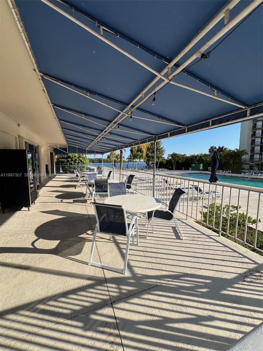 880 NE 69th St #11M, Miami FL 33138