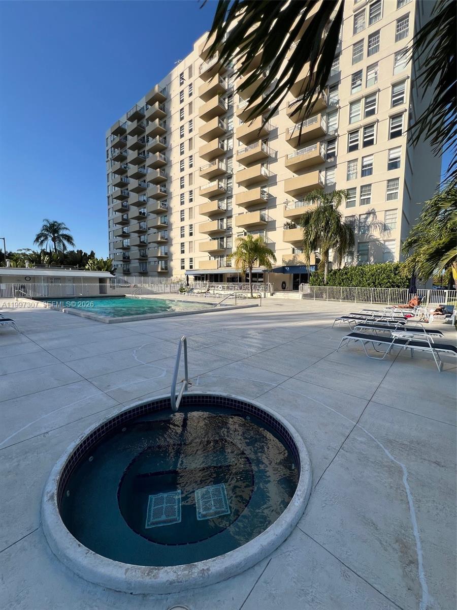 880 NE 69th St #11M, Miami FL 33138