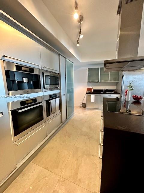 18201 Collins Ave #1602, Sunny Isles Beach FL 33160