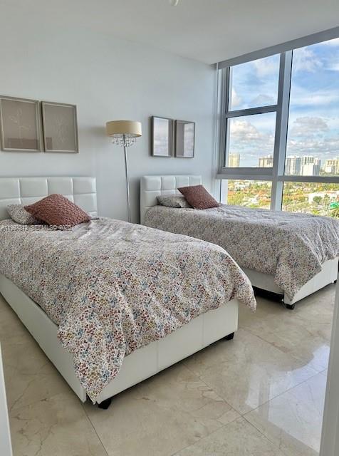 18201 Collins Ave #1602, Sunny Isles Beach FL 33160