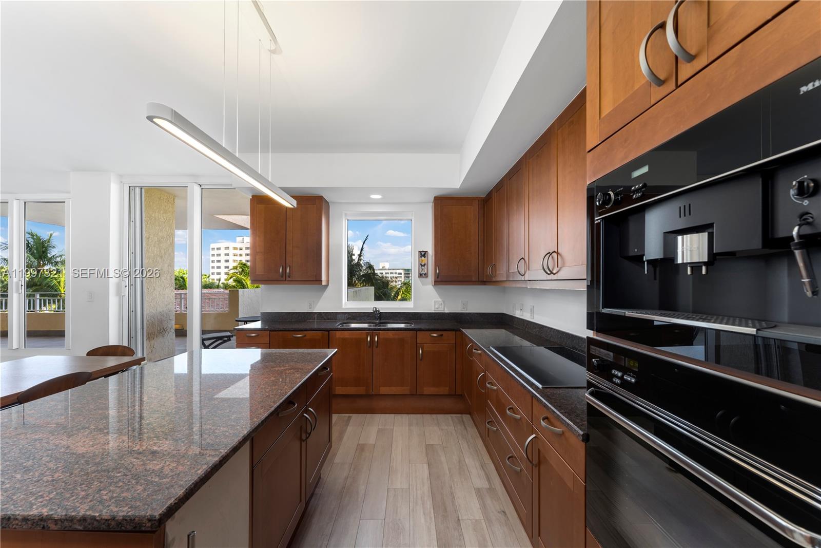 791 Crandon Blvd #405, Key Biscayne FL 33149