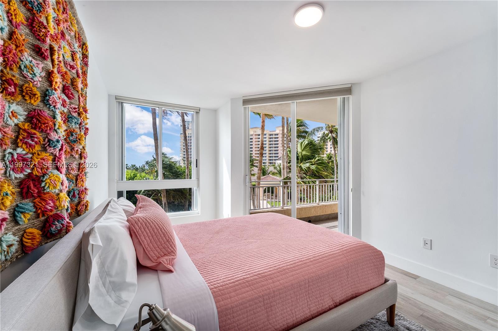 791 Crandon Blvd #405, Key Biscayne FL 33149