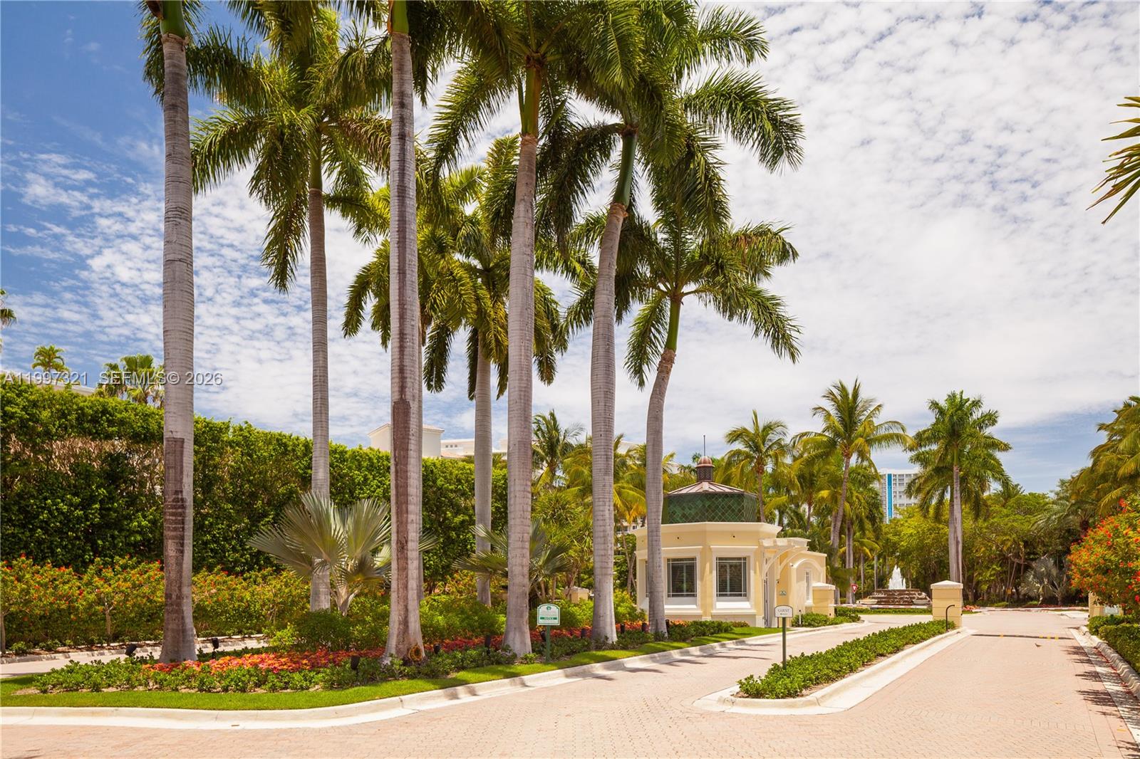 791 Crandon Blvd #405, Key Biscayne FL 33149